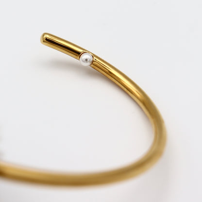 One Pearl Bangle（Gold / Silver）