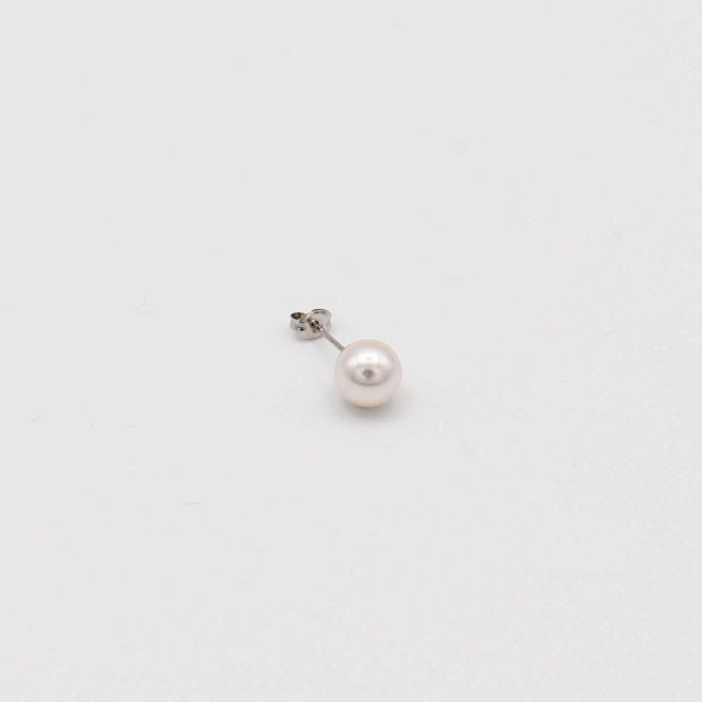Pearl Studs 8mm 片耳