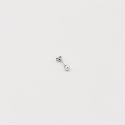 Pearl Studs 4mm 片耳