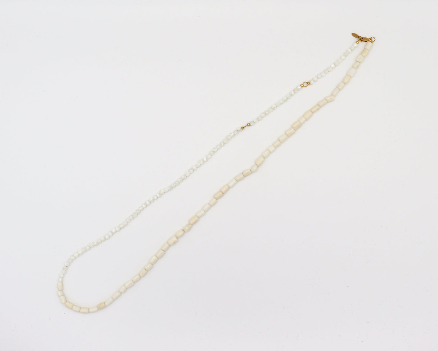 Many Way Coral Necklace (White / Pink / Red)　