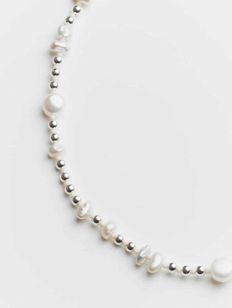 Loren Pearl & Beads Necklace