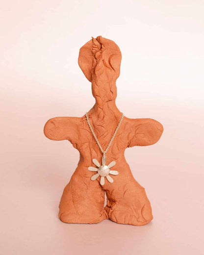 Rita Flower Necklace / Silver