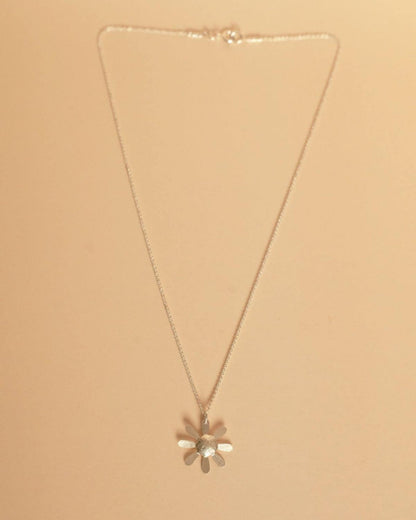 Rita Flower Necklace / Silver