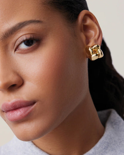 coming soon!【6/13 12:00発売開始】Woven Square Pierce / Gold
