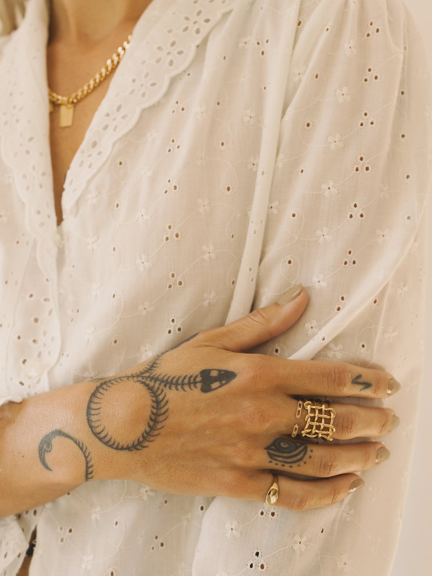 Louise Check Ring / Gold