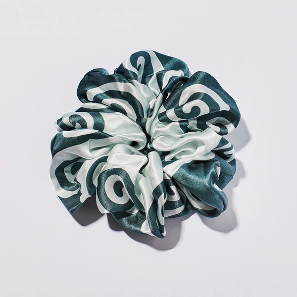 Meander Neutral Scrunchie / Gray Green
