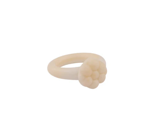 Ivory Glass Ring / Daisy