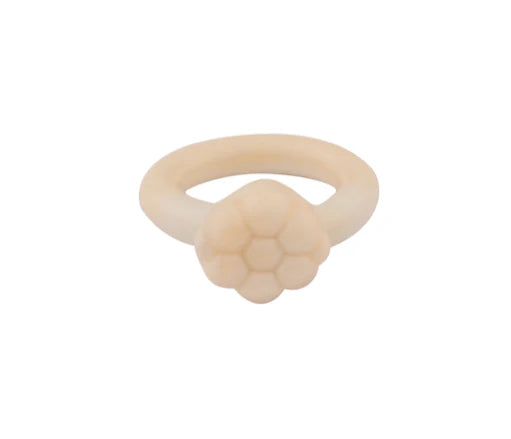 Ivory Glass Ring / Daisy