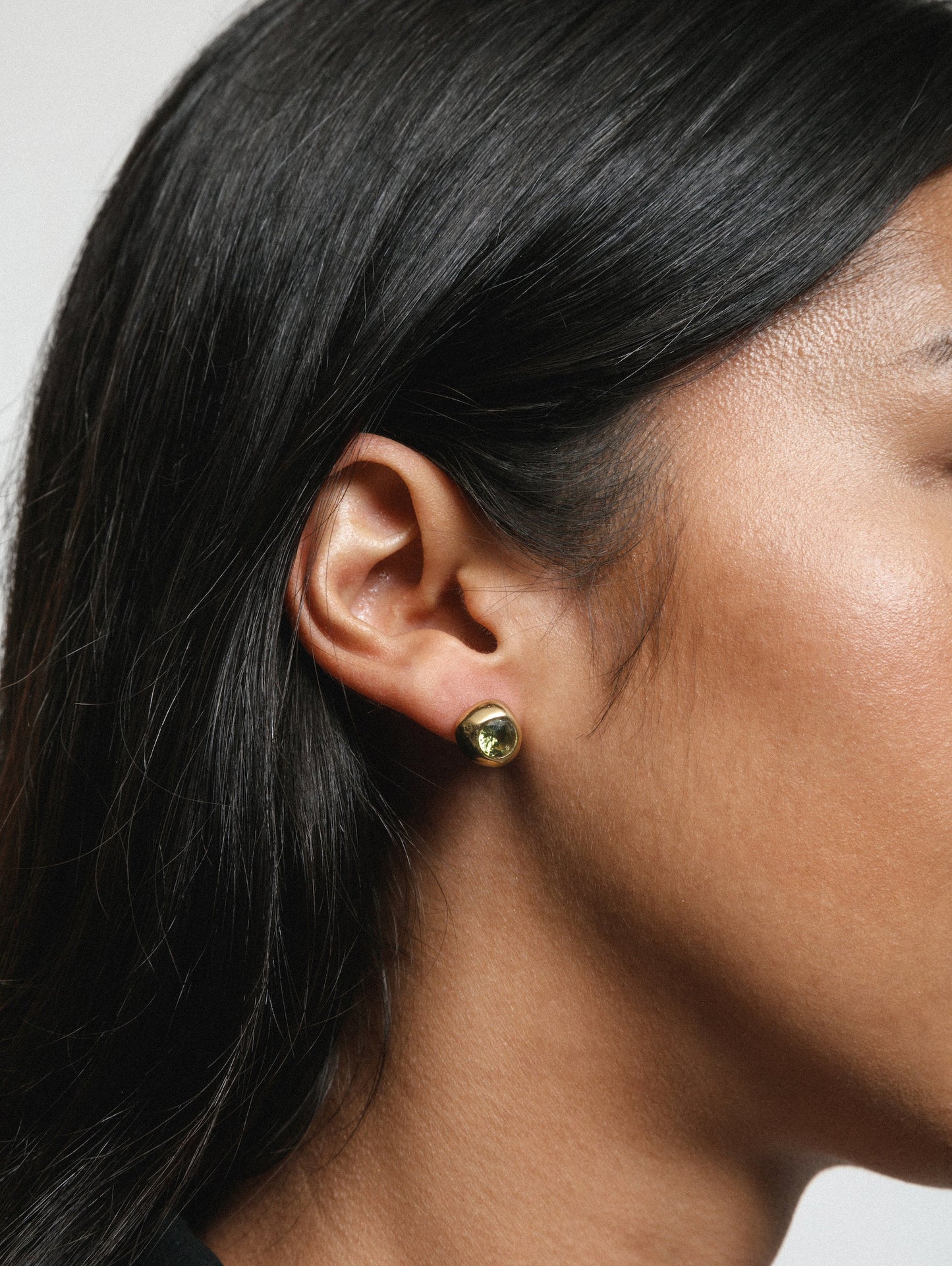 Orla Stone Studs Peridot （Gold / Silver）