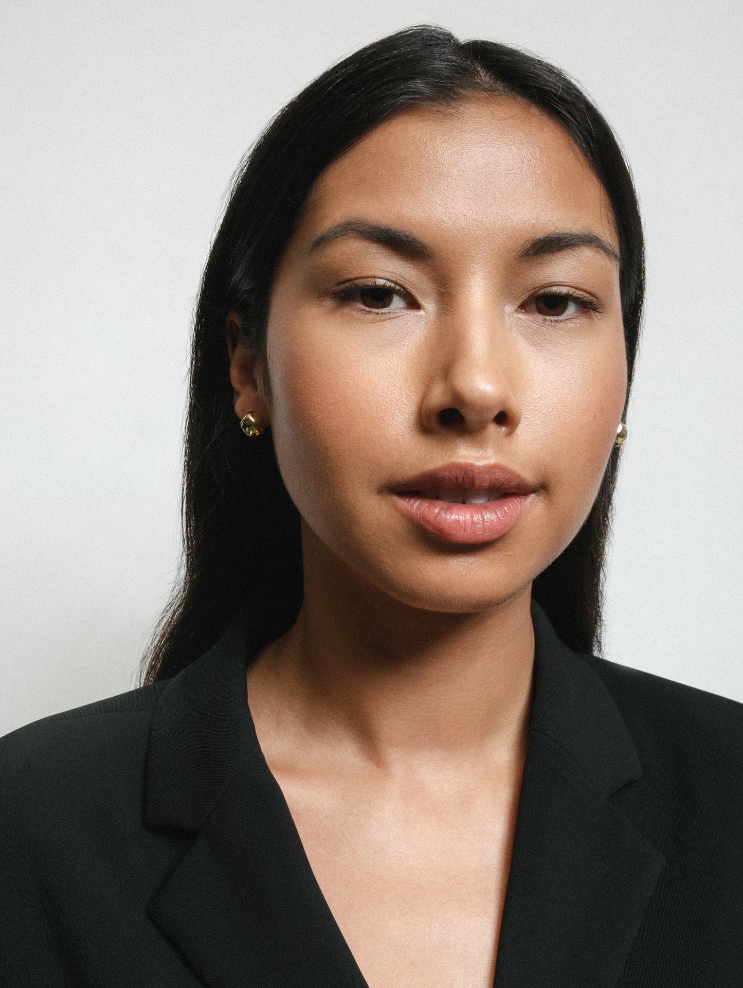 Orla Stone Studs Peridot （Gold / Silver）