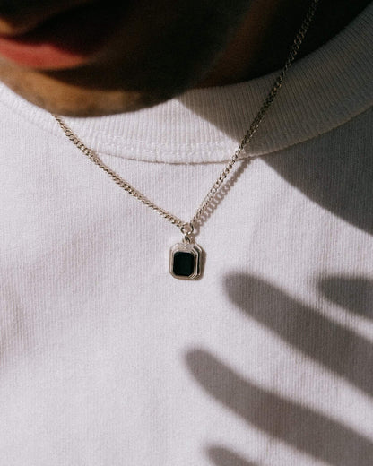 Ornament Onyx pendant