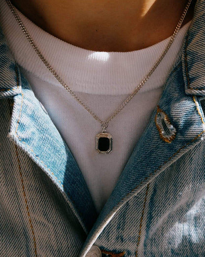 Ornament Onyx pendant