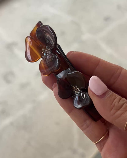 Fleur Barrette / Amber