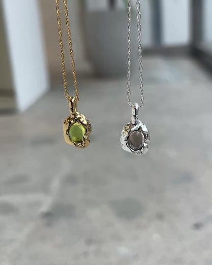 Edith Necklace / Gold