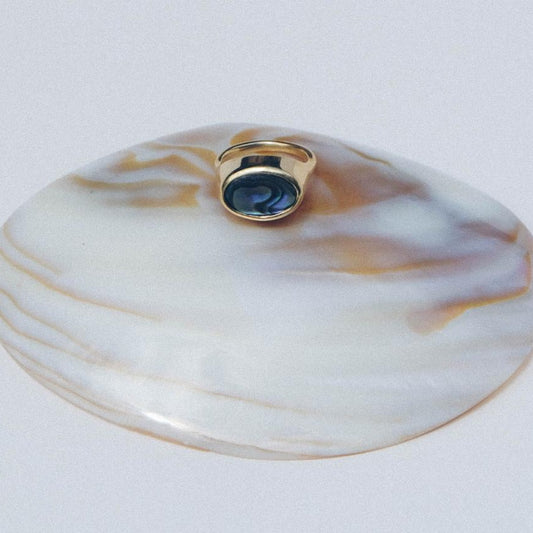 Abalone Shell Ring / Gold