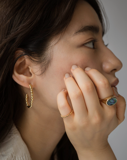 Abalone Shell Ring / Gold