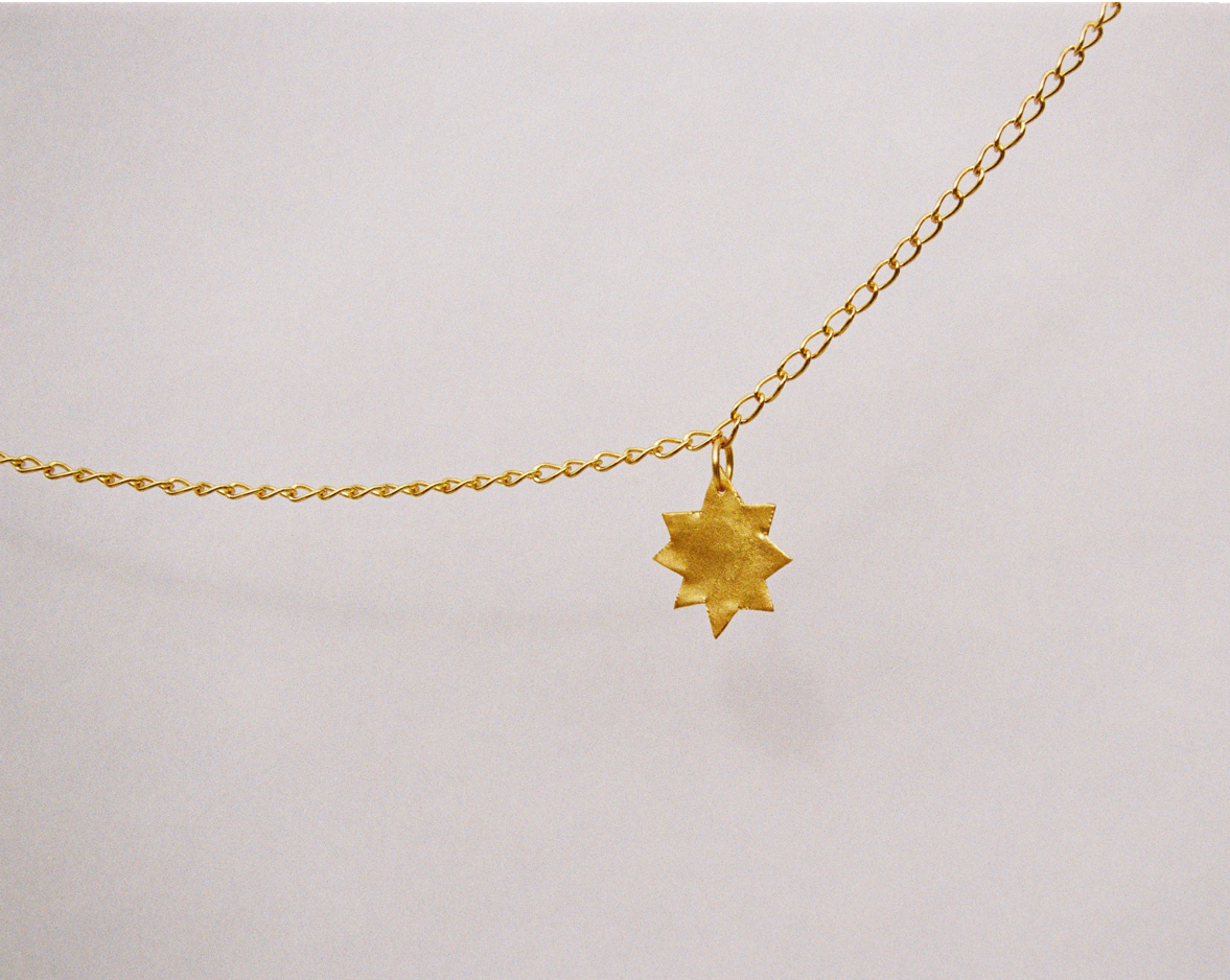 Estrella Sun Necklace　