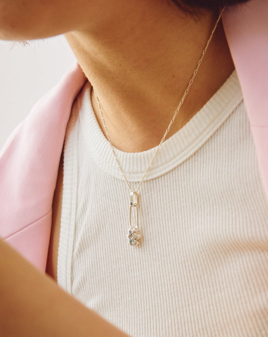 Flower Pin Necklace / Silver