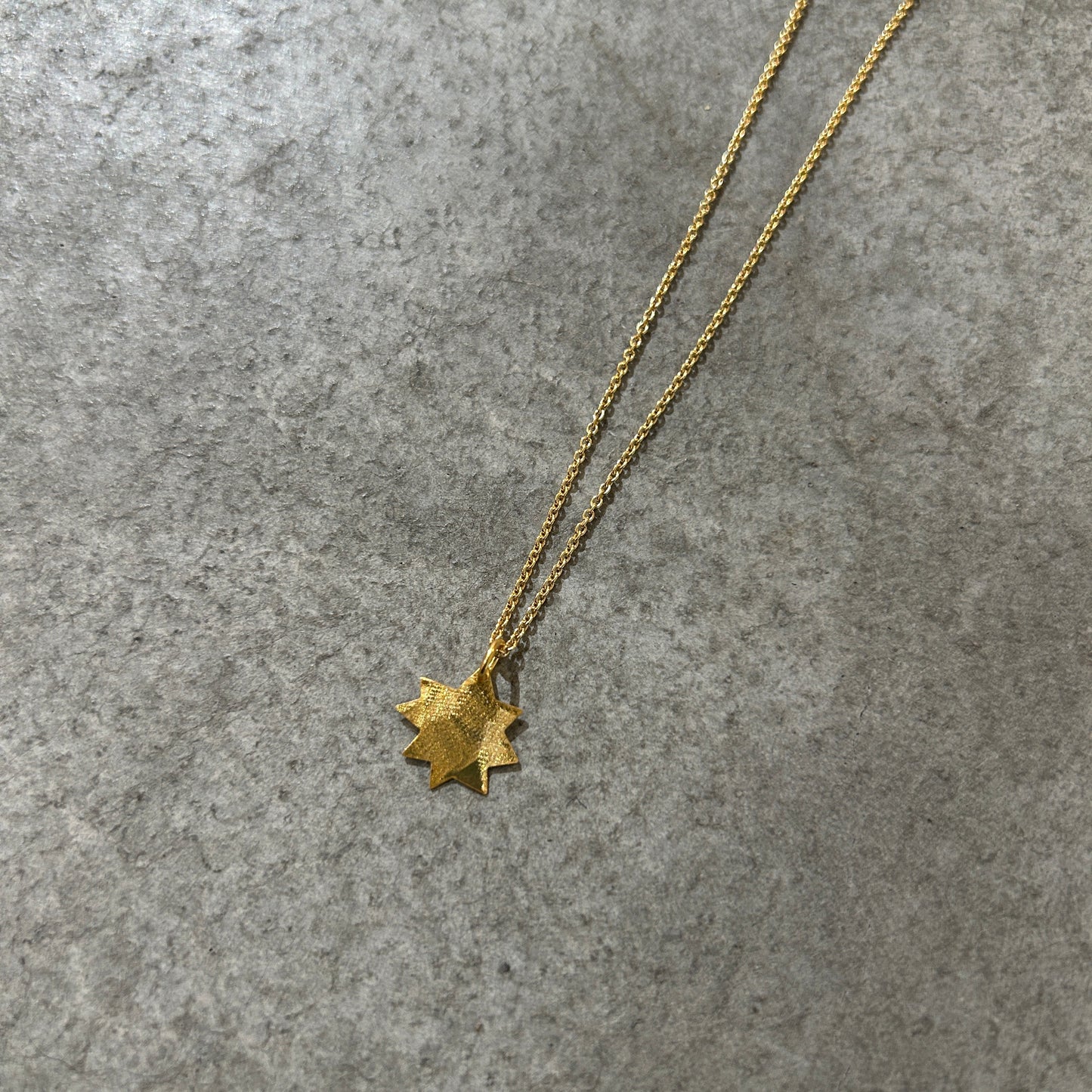 Estrella Sun Necklace　