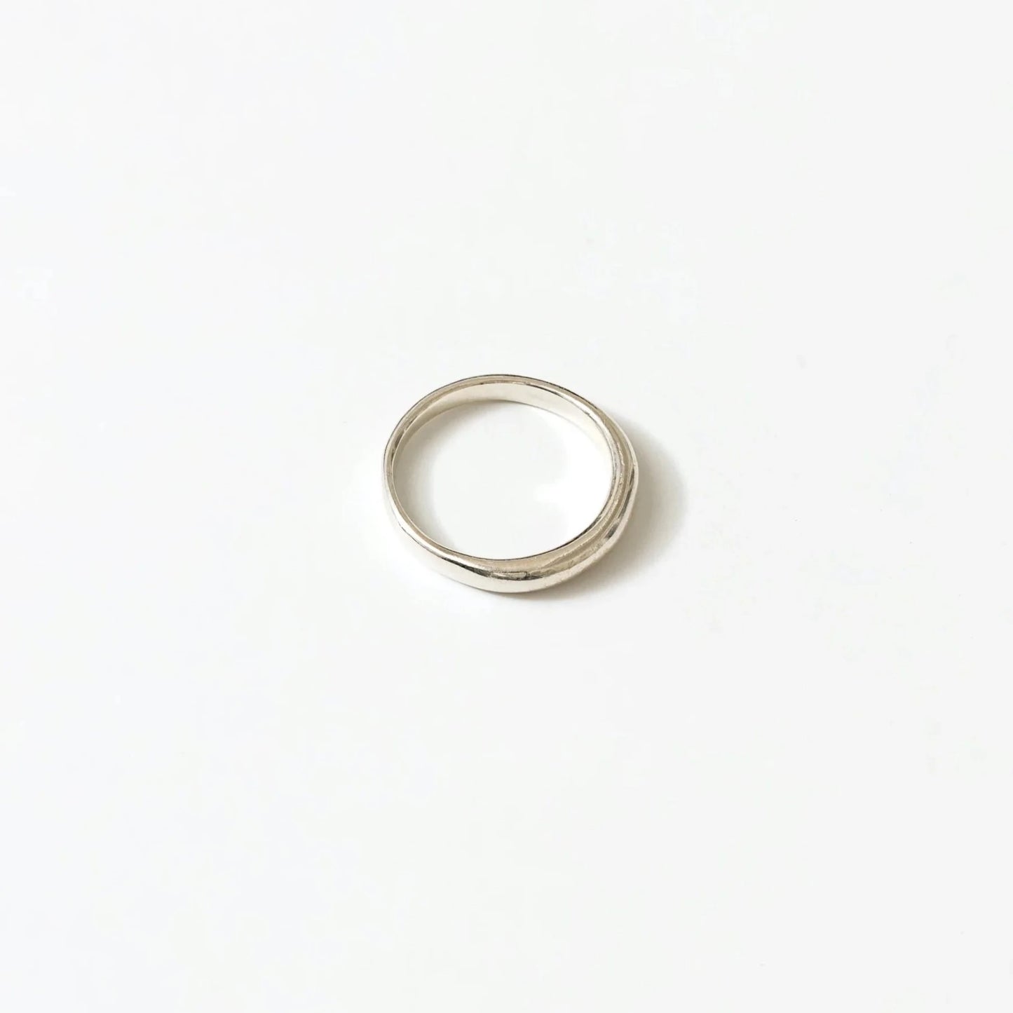 Emeile Simple Ring / Silver