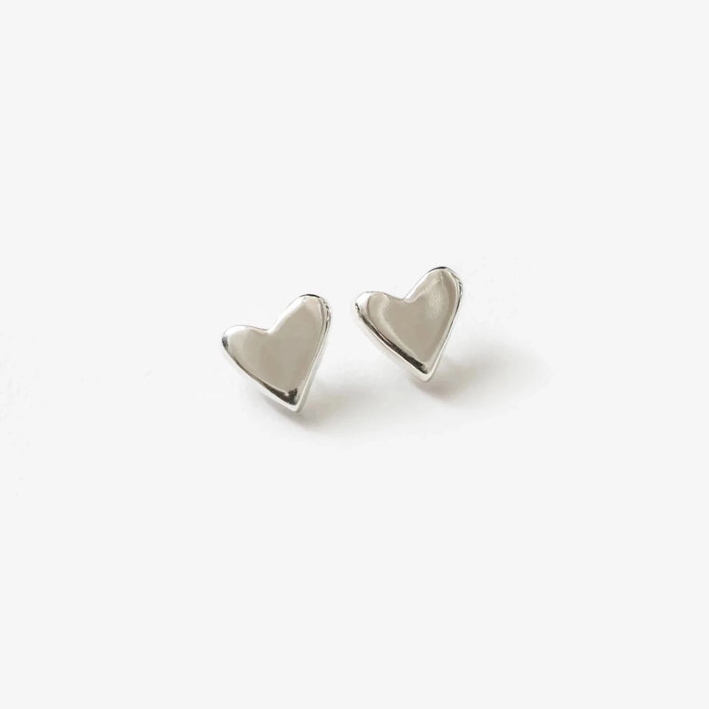 Heart Studs Small / Silver