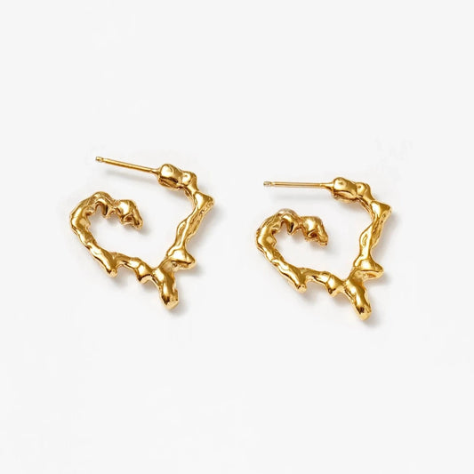 Miriam Heart Hoops / Gold