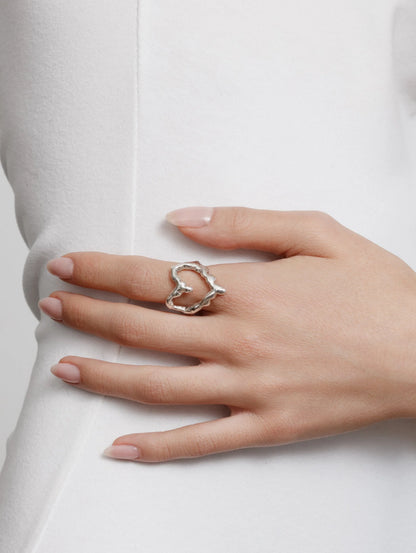 Carmen Heart Ring / Silver
