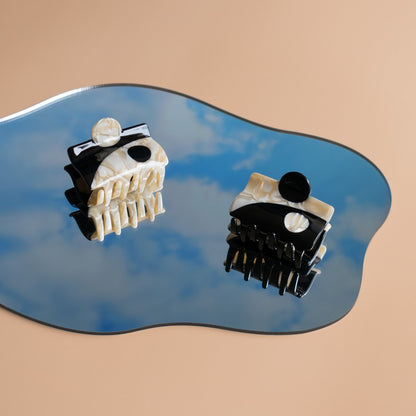 Mini Yin Yang Clip / Mono